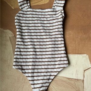 Show me your MUMU swimsuit